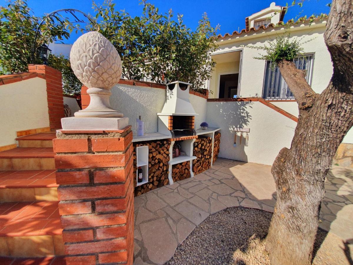 New Holiday House "Casa Mialina" With Private Pool, 300M To Beach Cambrils Exteriér fotografie
