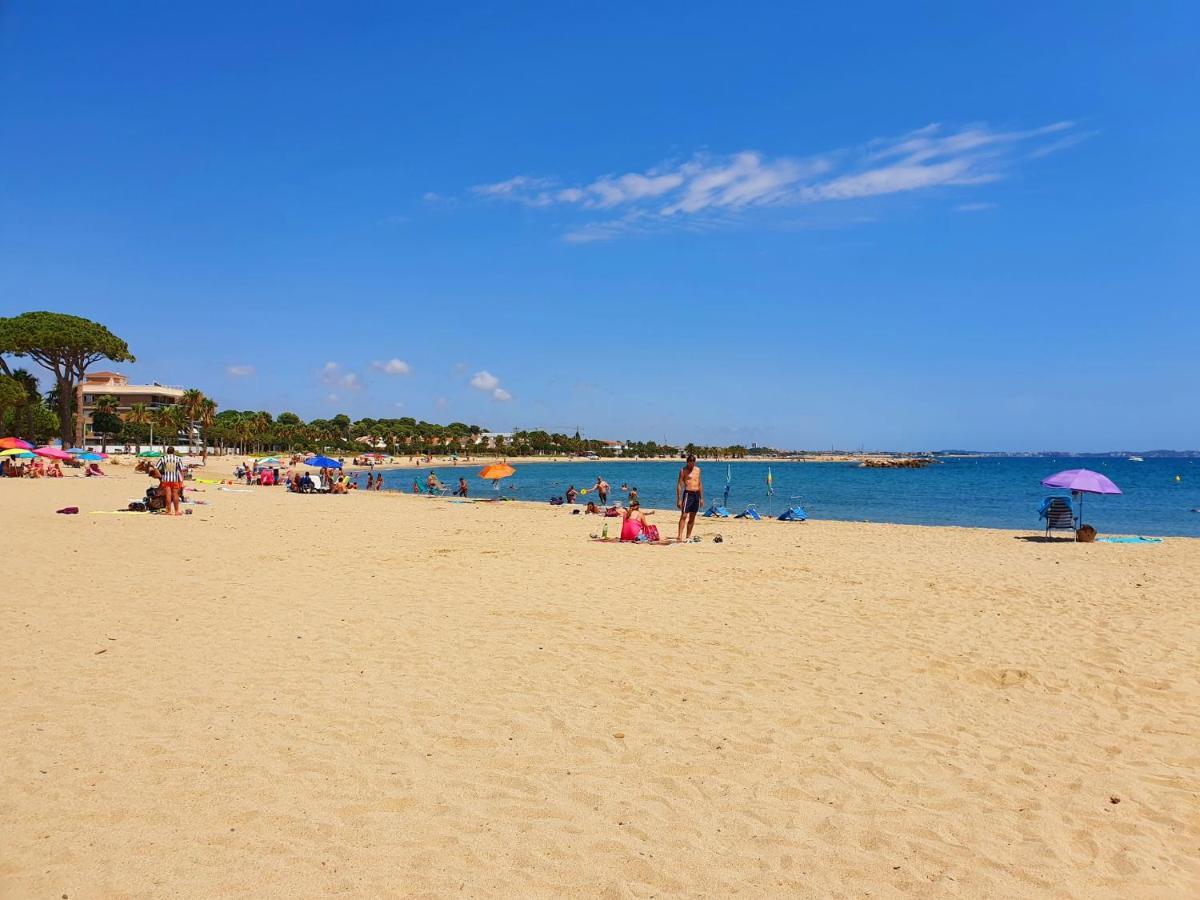 New Holiday House "Casa Mialina" With Private Pool, 300M To Beach Cambrils Exteriér fotografie